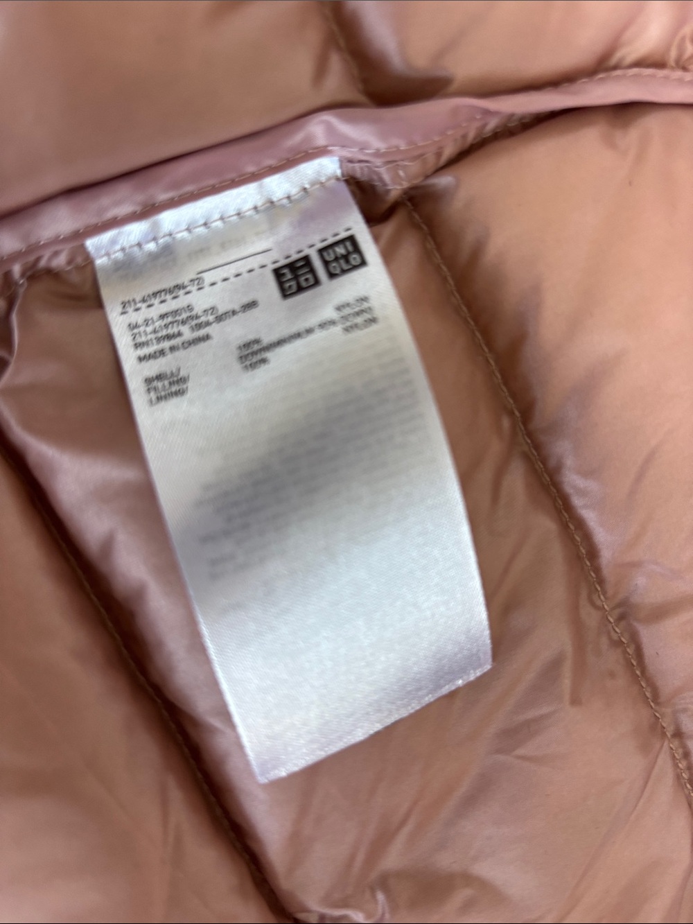Uniqlo Light Pink Women's Packable Puffer Jacket - Picture 6 of 8
